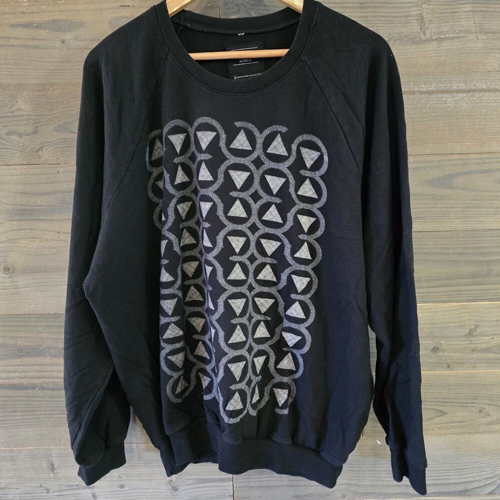 Cadence Black Graphic Crewneck Sweatshirt Made in USA Size XL